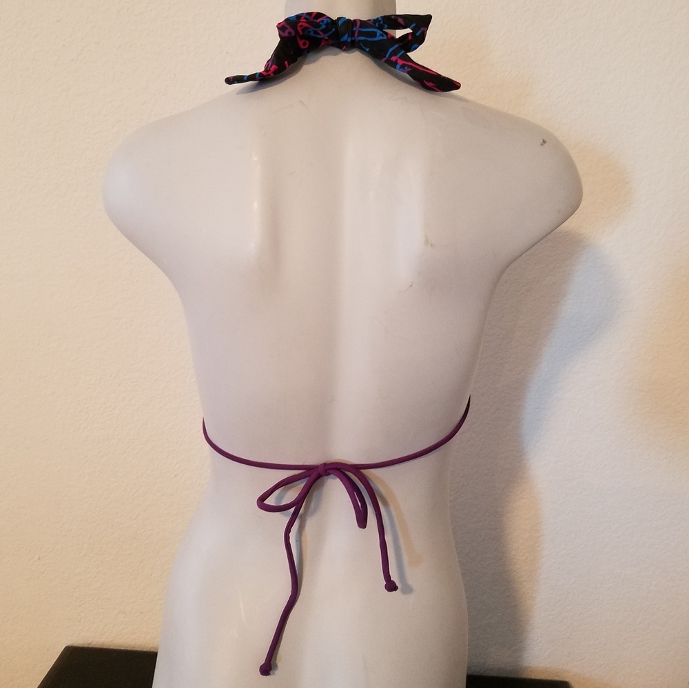 NWOT VS Safety Pin Bikini Top - Picture 2 of 3